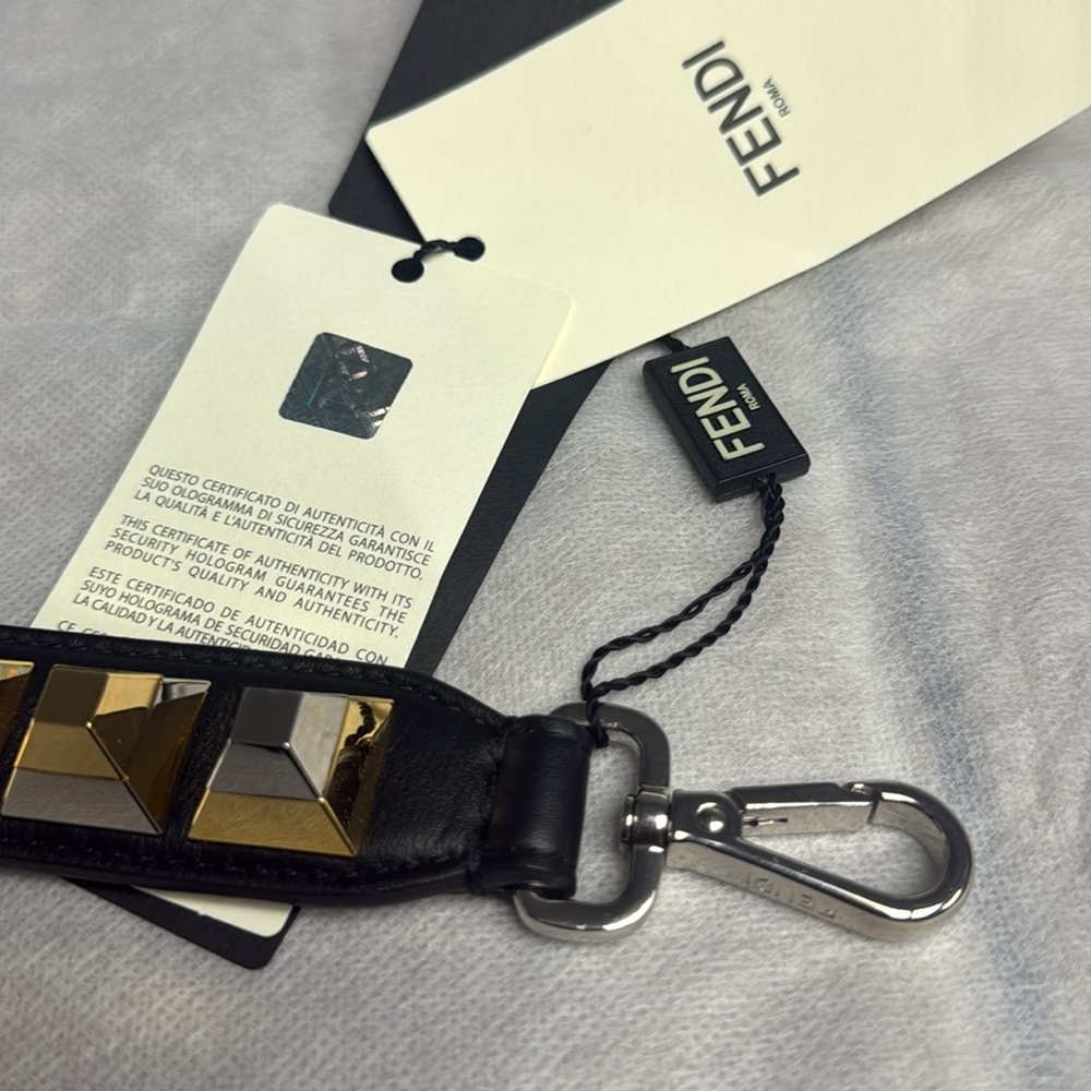 Fendi Black Leather Strap with Gold Accents - Picture 5 of 5
